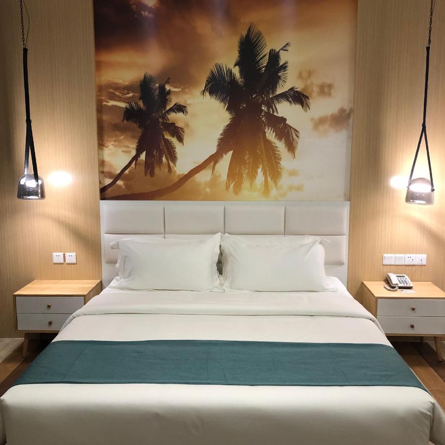 Fan'S Hotel Baybay Εξωτερικό φωτογραφία