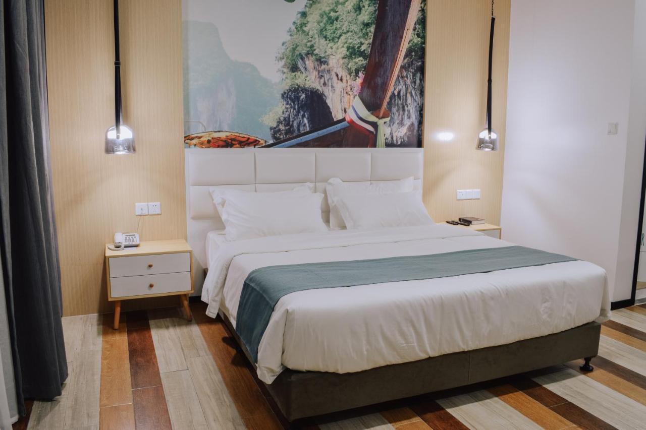 Fan'S Hotel Baybay Εξωτερικό φωτογραφία